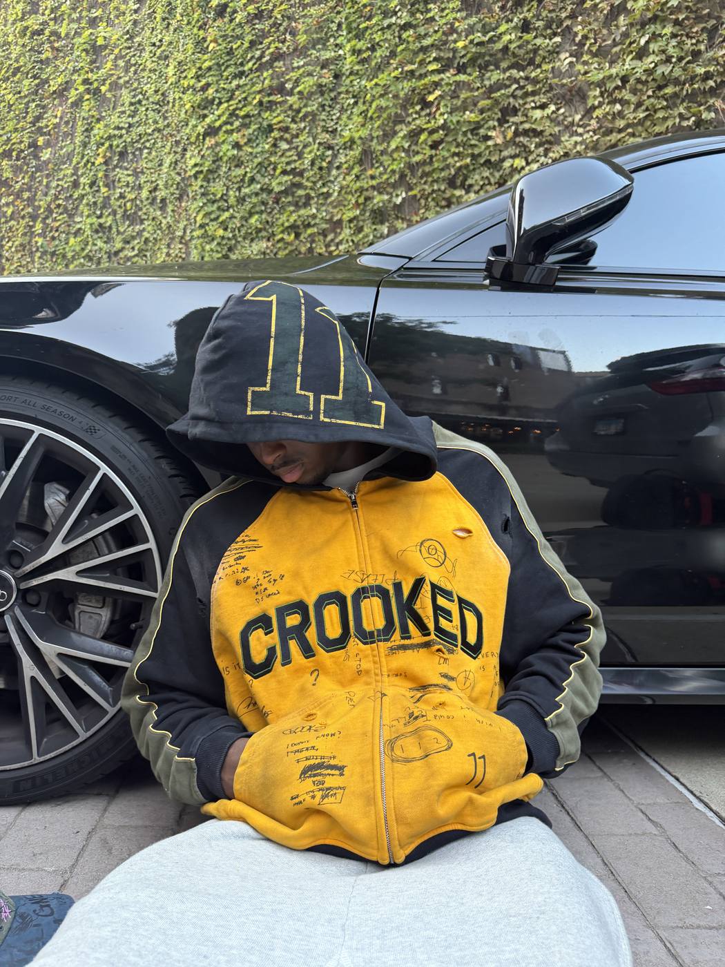 "DOODLE" ZIPUP — lookbook shot